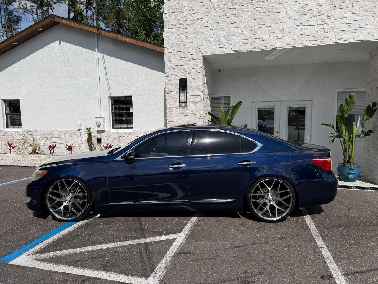 2012 Lexus LS 460 4dr Sdn RWD