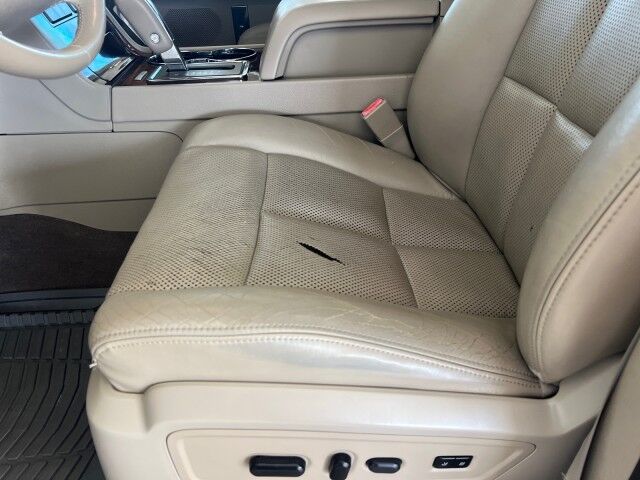 2012 Lincoln Navigator photo 15