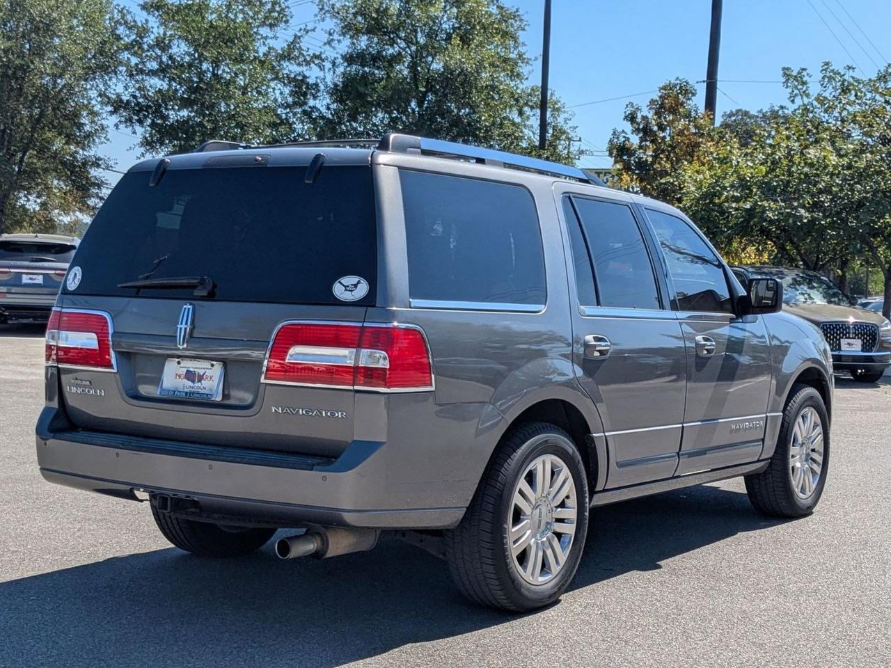 2012 Lincoln Navigator