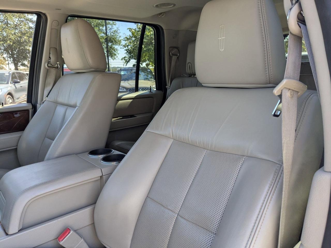 2012 Lincoln Navigator