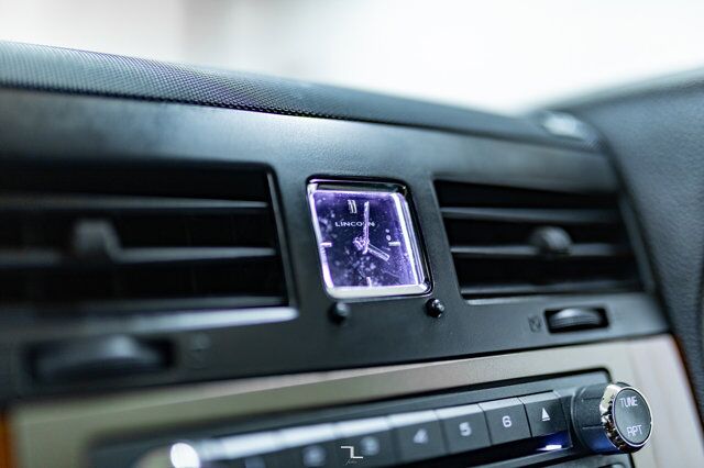 2012 Lincoln Navigator AWD Luxury Edition Leather Roof Nav DVD Red Deer AB