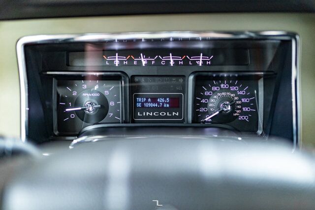 2012 Lincoln Navigator AWD Luxury Edition Leather Roof Nav DVD Red Deer AB