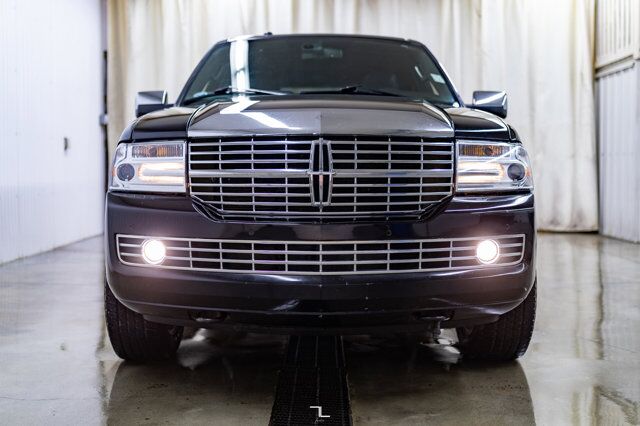 2012 Lincoln Navigator AWD Luxury Edition Leather Roof Nav DVD Red Deer AB