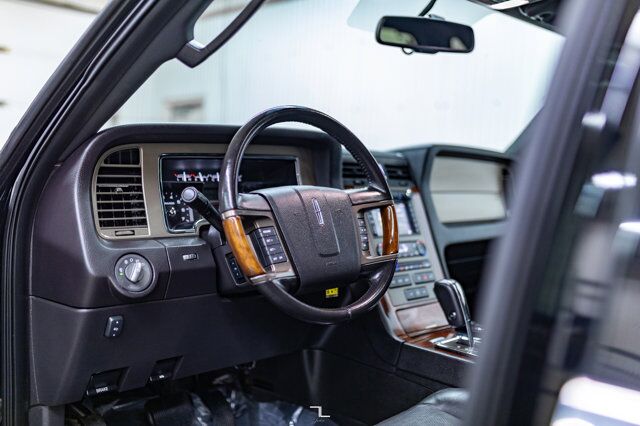 2012 Lincoln Navigator AWD Luxury Edition Leather Roof Nav DVD Red Deer AB