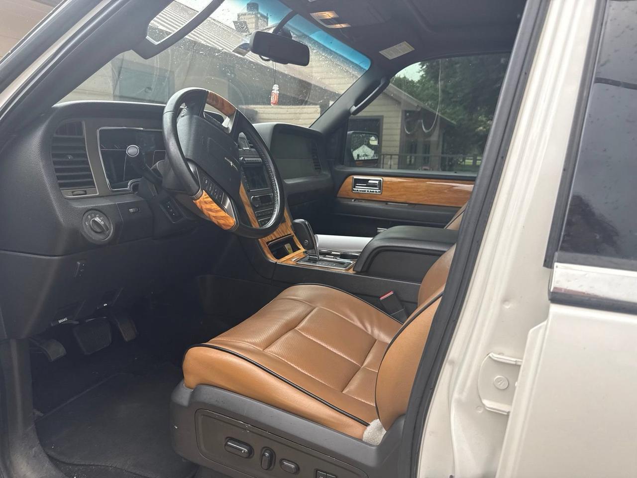 2012 Lincoln Navigator L Base Hurst TX