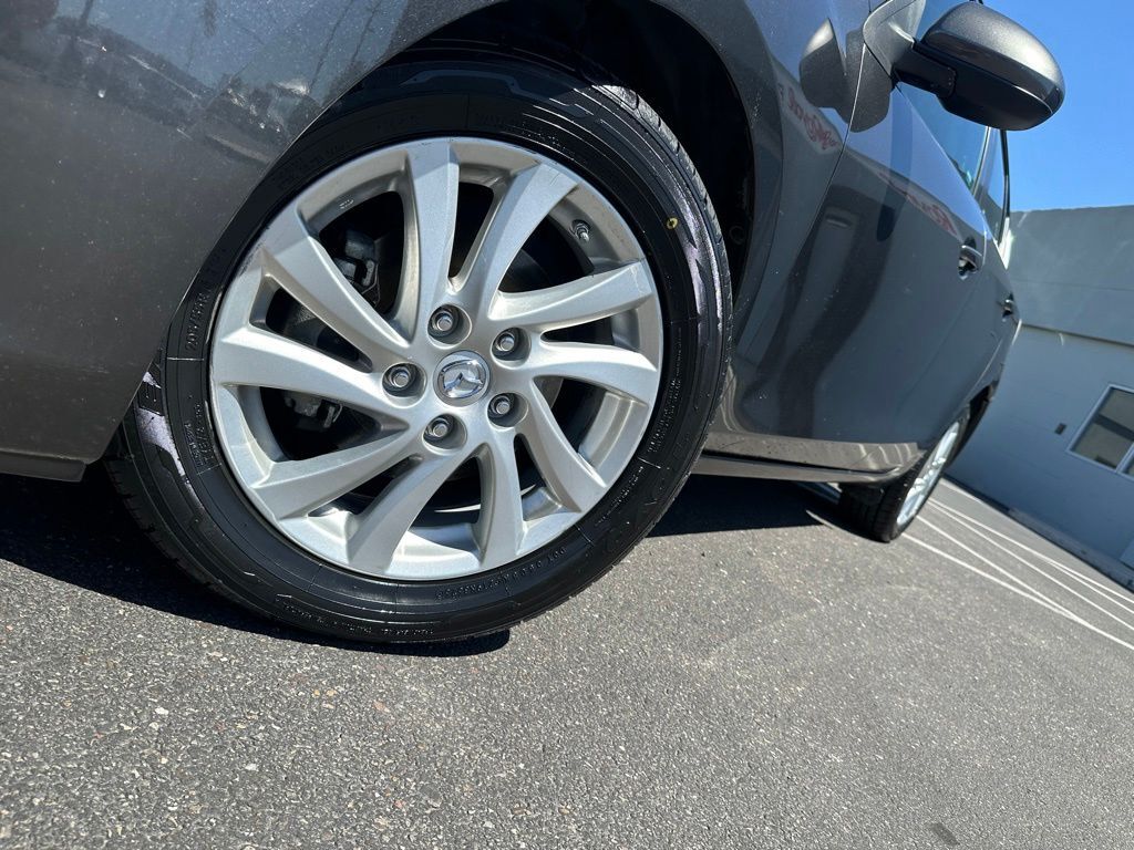 2012 MAZDA Mazda3 i Grand Touring