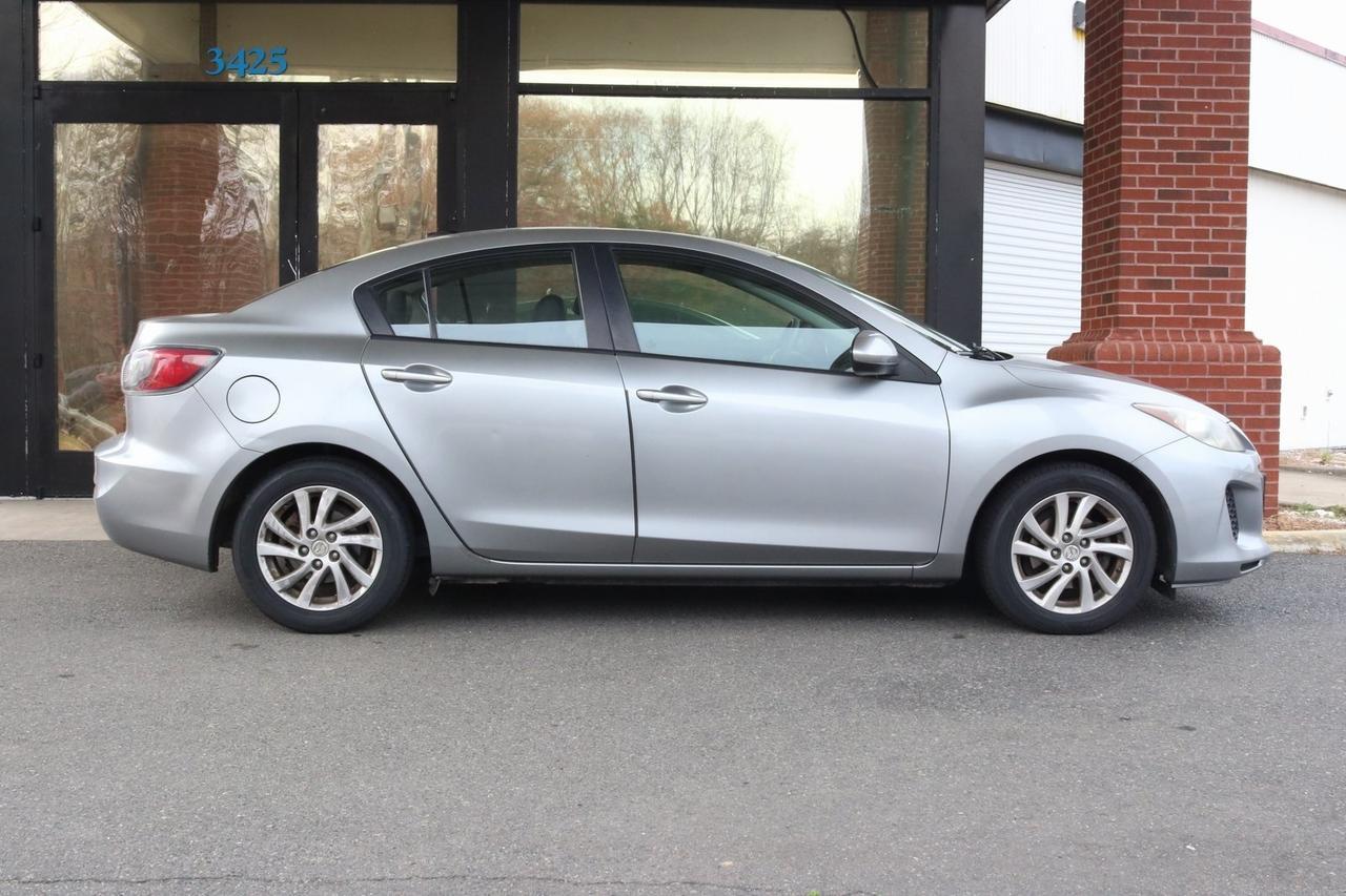 2012 MAZDA Mazda3 i Grand Touring Fredericksburg VA
