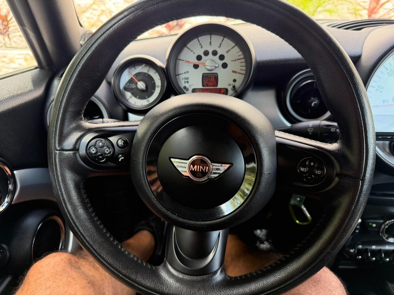 2012 MINI Cooper Convertible 2dr Jacksonville FL