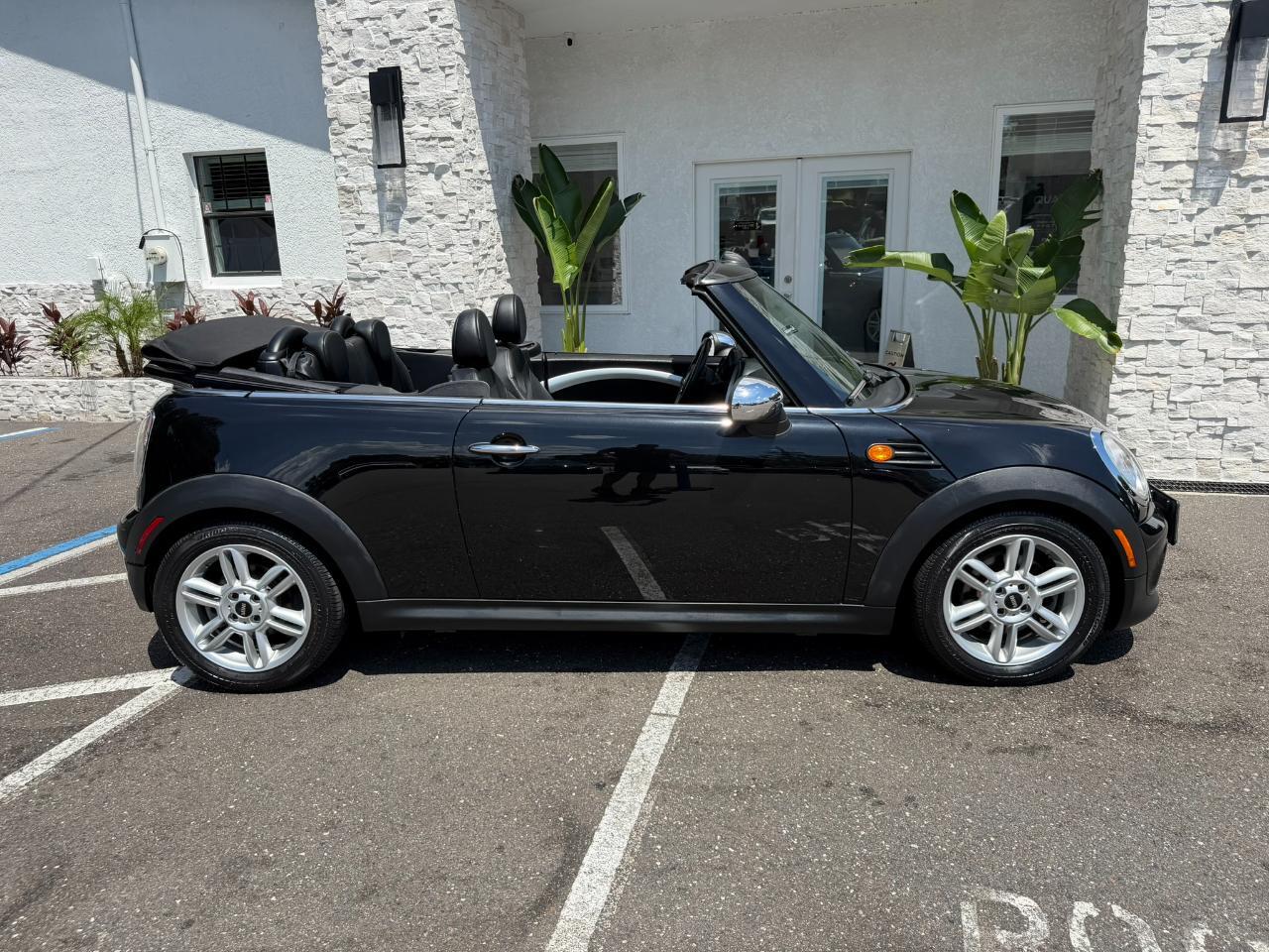 2012 MINI Cooper Convertible 2dr Jacksonville FL