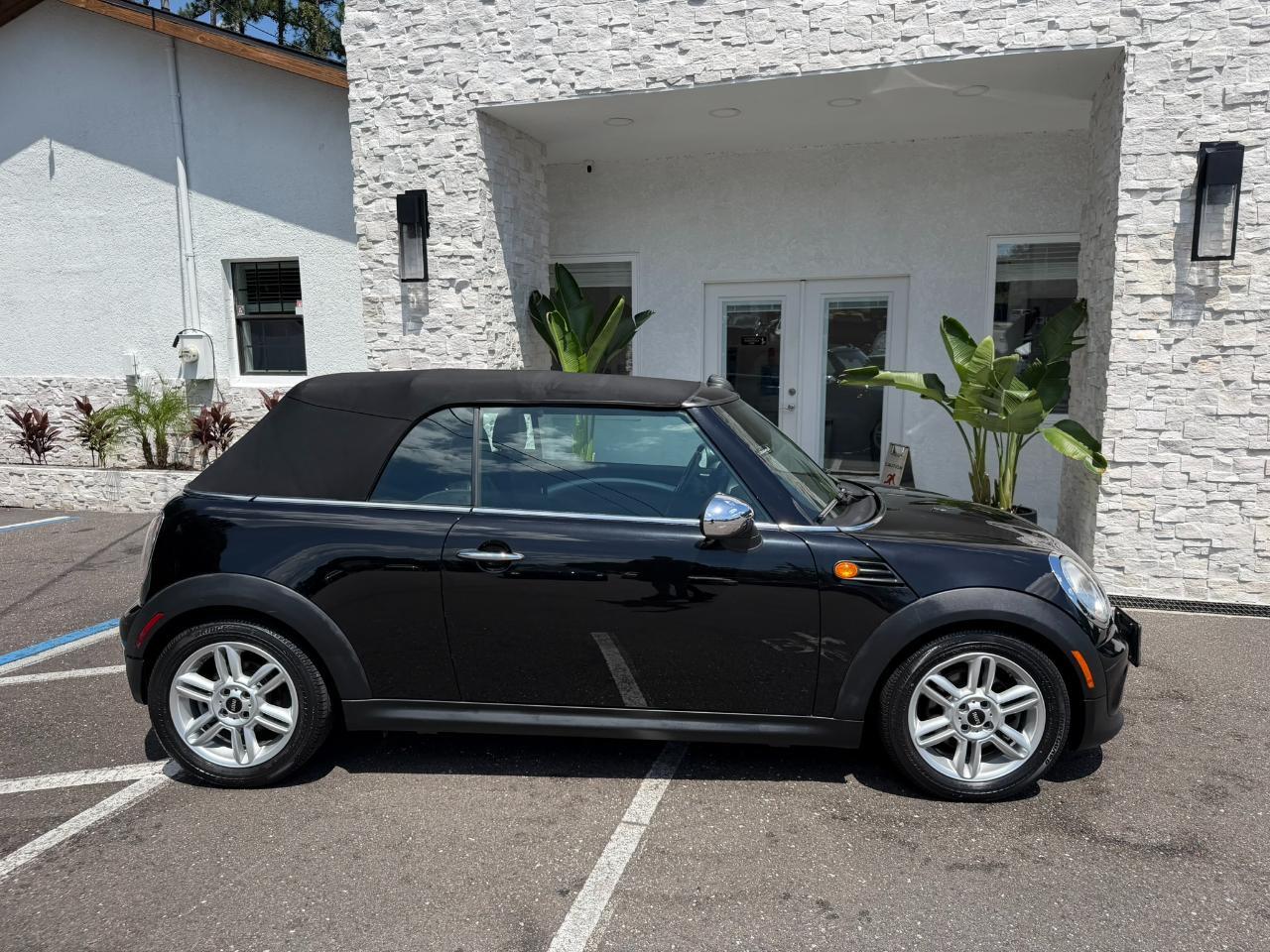 2012 MINI Cooper Convertible 2dr Jacksonville FL