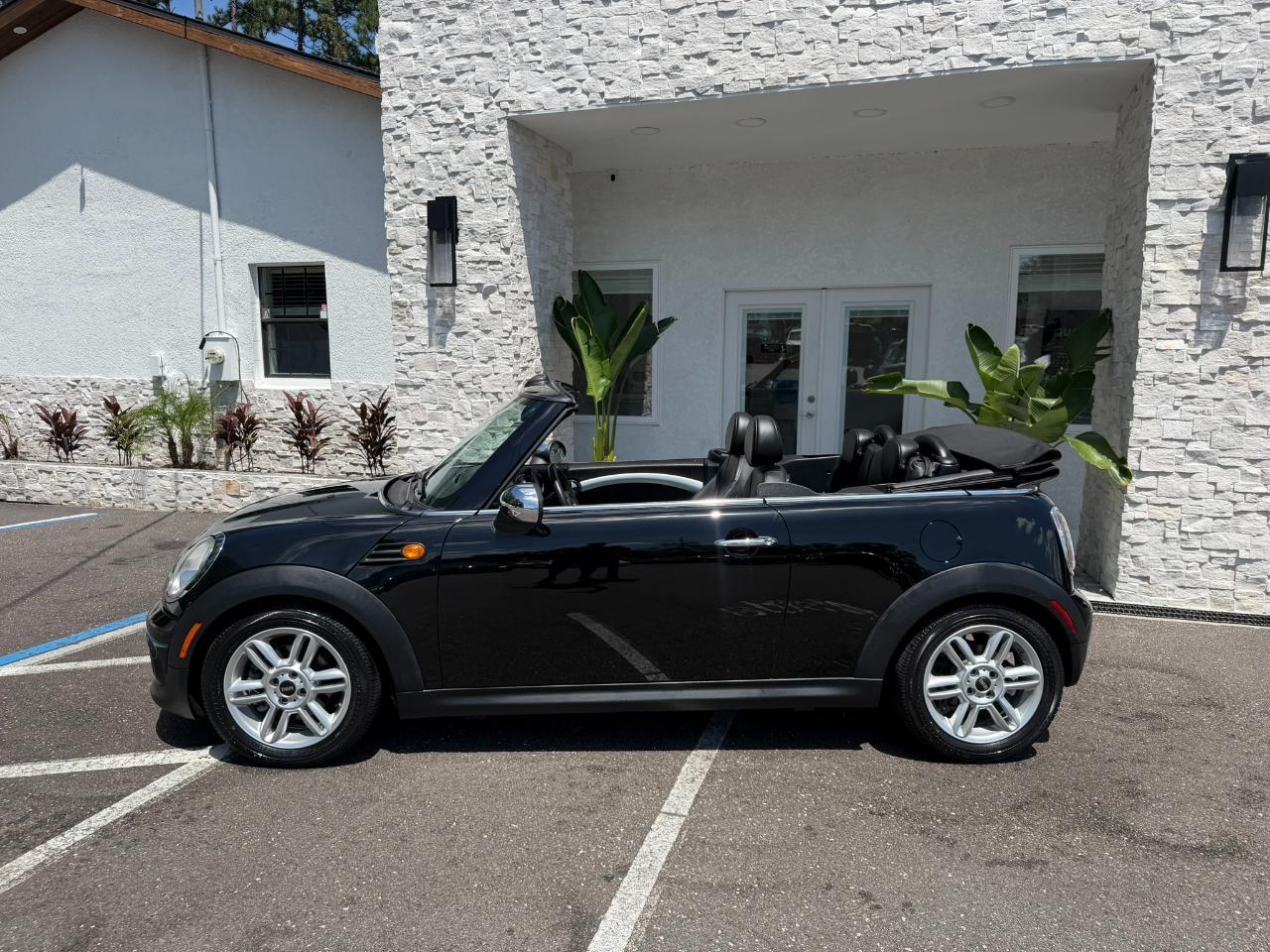 2012 MINI Cooper Convertible 2dr Jacksonville FL