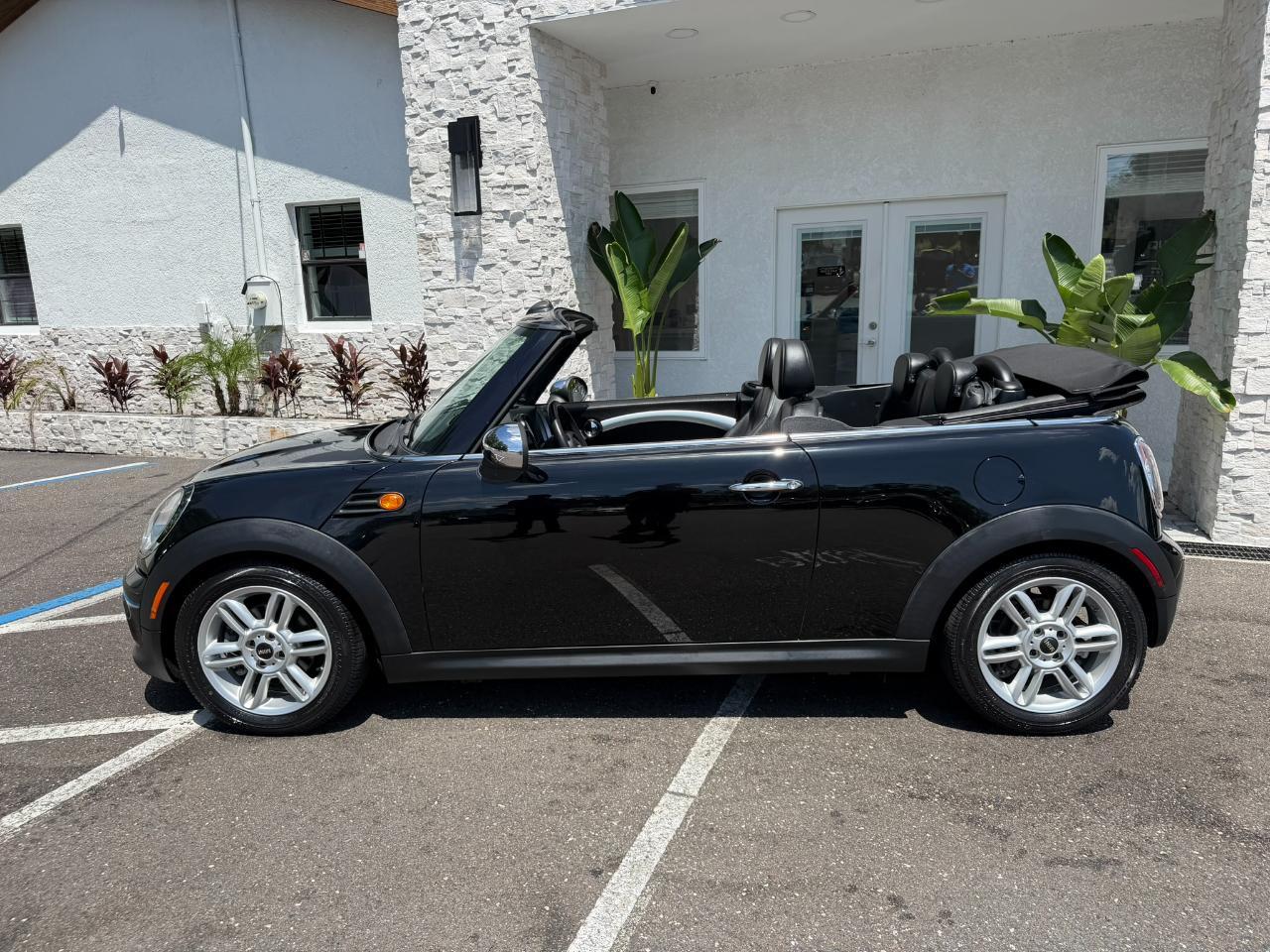 2012 MINI Cooper Convertible 2dr Jacksonville FL