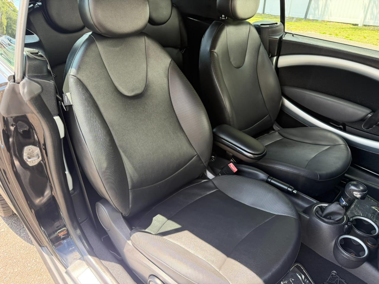 2012 MINI Cooper Convertible 2dr Jacksonville FL