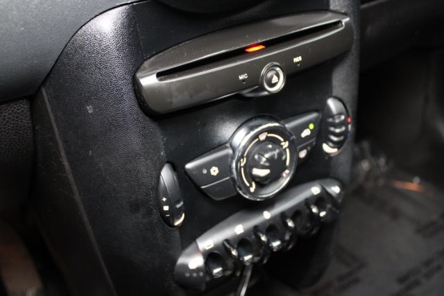 2012 MINI Cooper Convertible Chantilly VA
