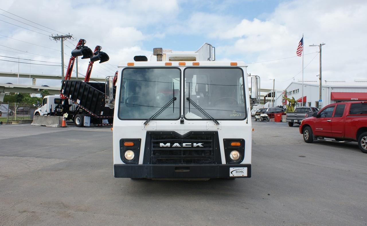 2012 Mack LEU613 30 yd. Heil Side Loader Garbage Truck Tampa FL
