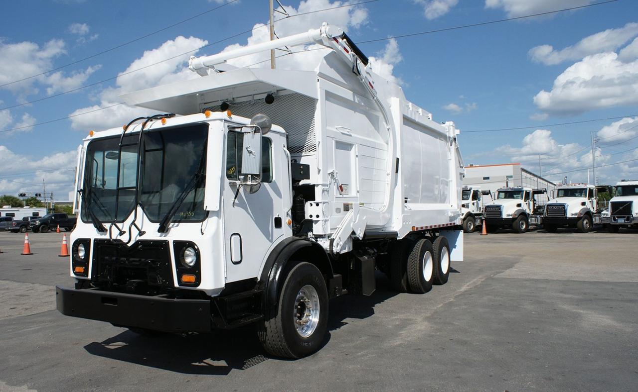 2012 Mack MRU613 40 yard Heil Front Loader Garbage Truck Tampa FL