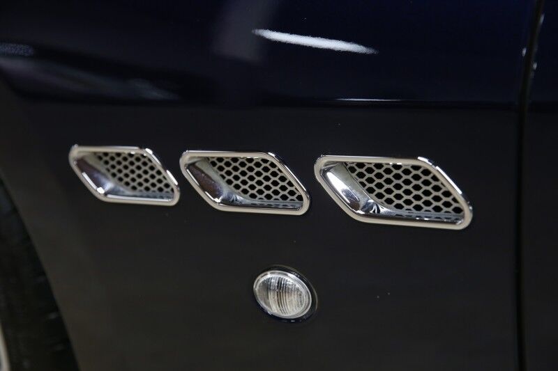 2012 Maserati GranTurismo Convertible Plainview NY