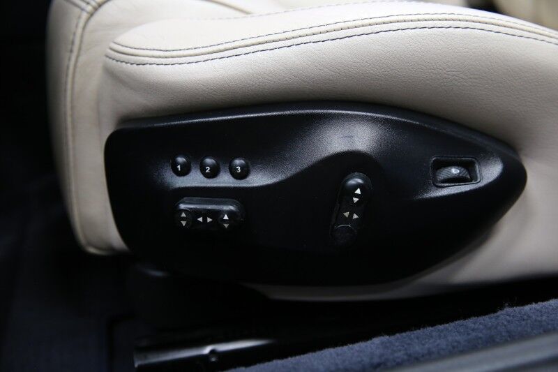 2012 Maserati GranTurismo Convertible Plainview NY
