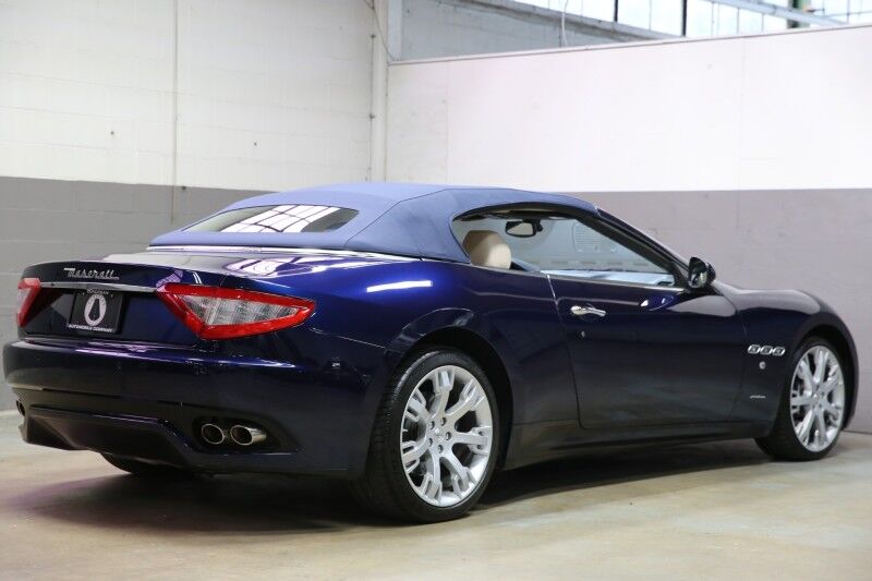 2012 Maserati GranTurismo Convertible Plainview NY
