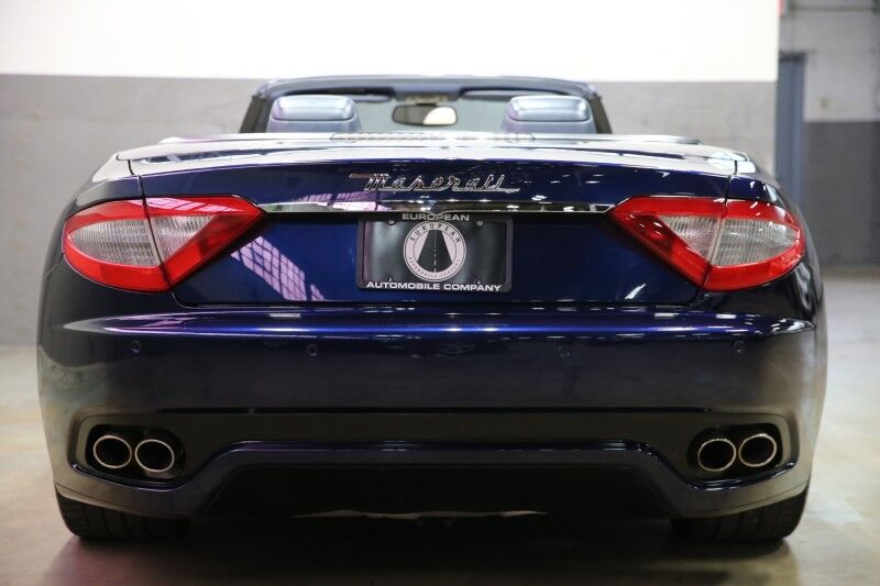 2012 Maserati GranTurismo Convertible Plainview NY