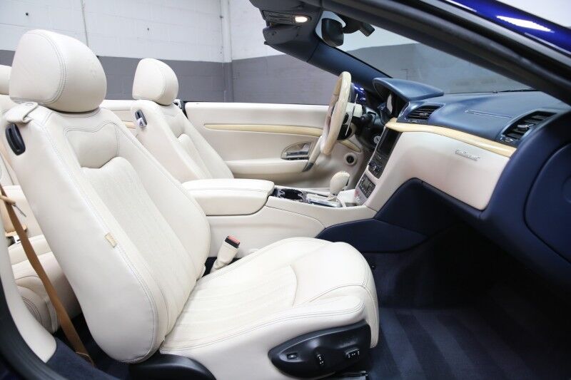 2012 Maserati GranTurismo Convertible Plainview NY