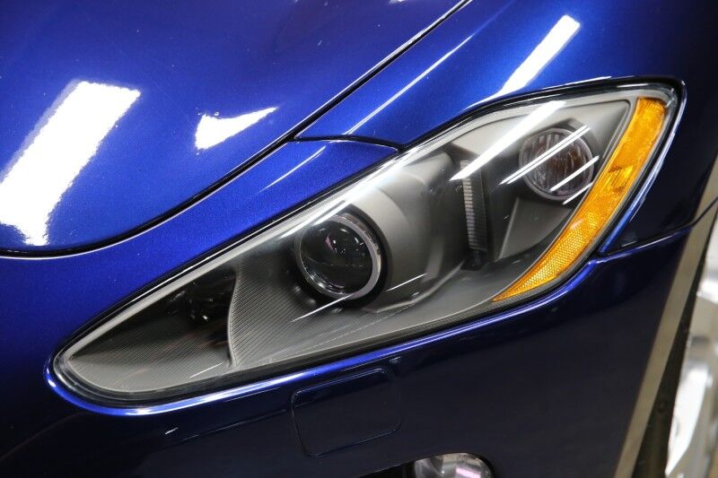 2012 Maserati GranTurismo Convertible Plainview NY