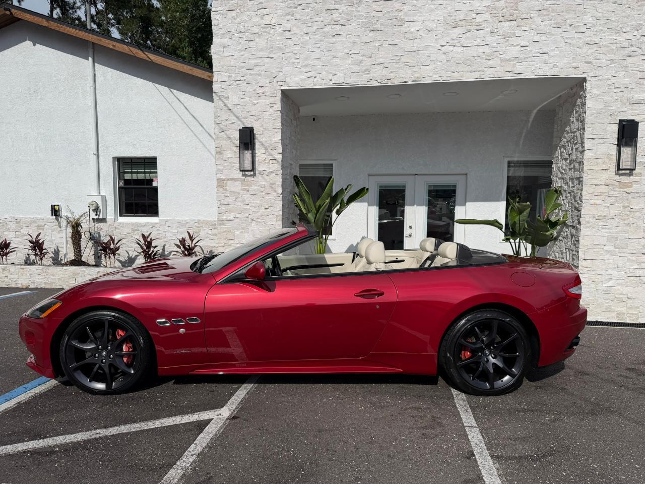 2012 Maserati GranTurismo Convertible 2dr Conv GranTurismo Sport