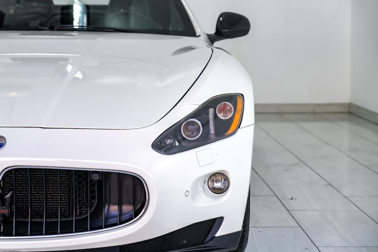 2012 Maserati GranTurismo Convertible SPORT NAVIGATION LEATHER HEATED SEATS FRONT AND REAR PARKING SENSORS BOSE SOUND PADDLE SHIFTERS Carrollton TX