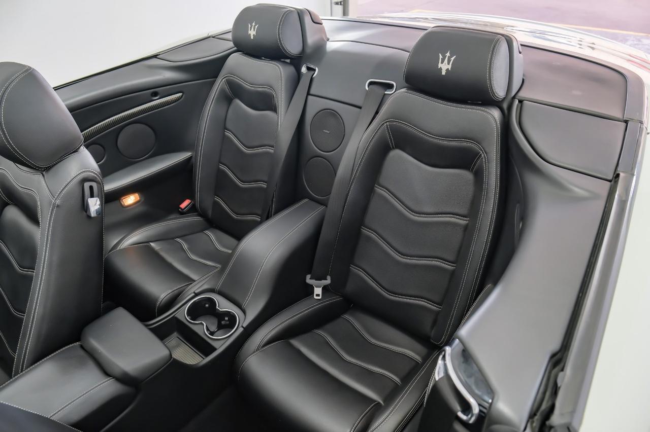 2012 Maserati GranTurismo Convertible SPORT NAVIGATION LEATHER HEATED SEATS FRONT AND REAR PARKING SENSORS BOSE SOUND PADDLE SHIFTERS Carrollton TX