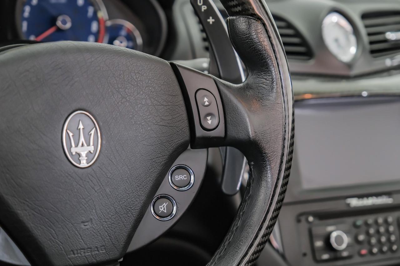 2012 Maserati GranTurismo Convertible SPORT NAVIGATION LEATHER HEATED SEATS FRONT AND REAR PARKING SENSORS BOSE SOUND PADDLE SHIFTERS Carrollton TX
