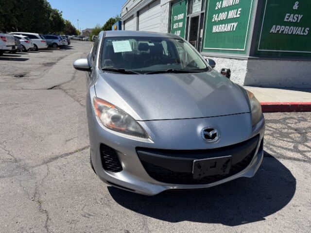 2012 Mazda MAZDA3 i Sport 4-Door