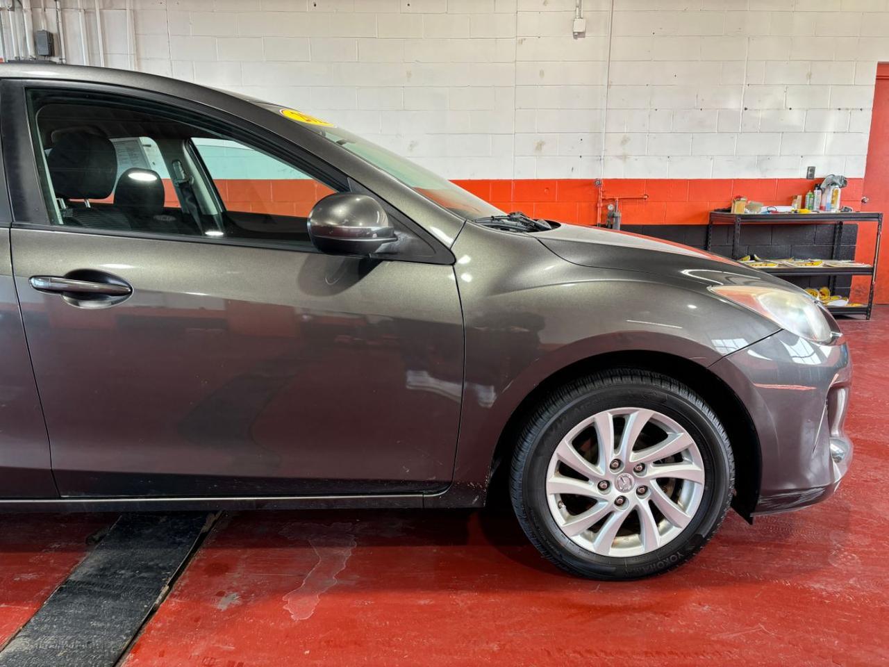 2012 Mazda Mazda3 i Touring Franklin OH