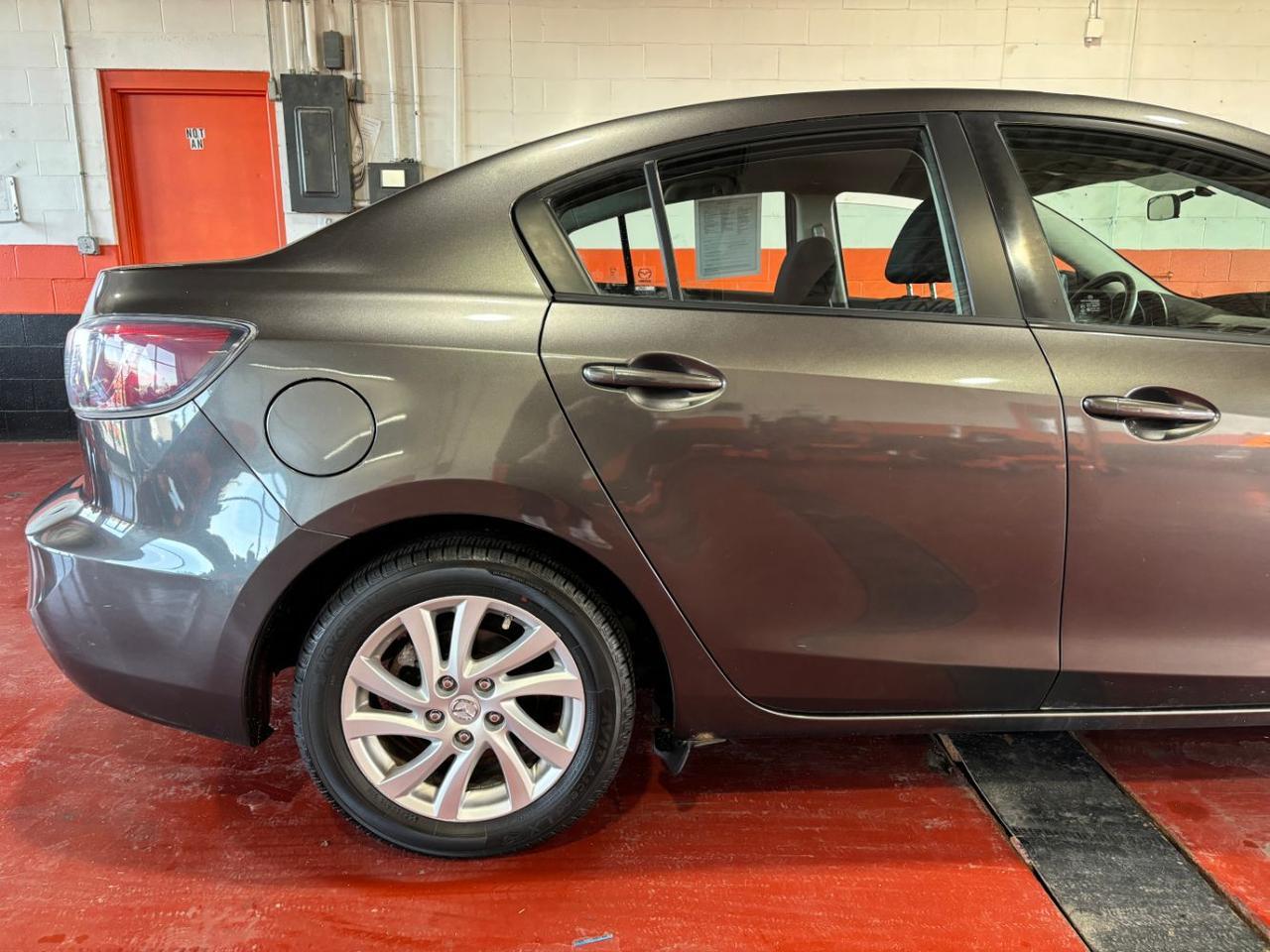 2012 Mazda Mazda3 i Touring Franklin OH