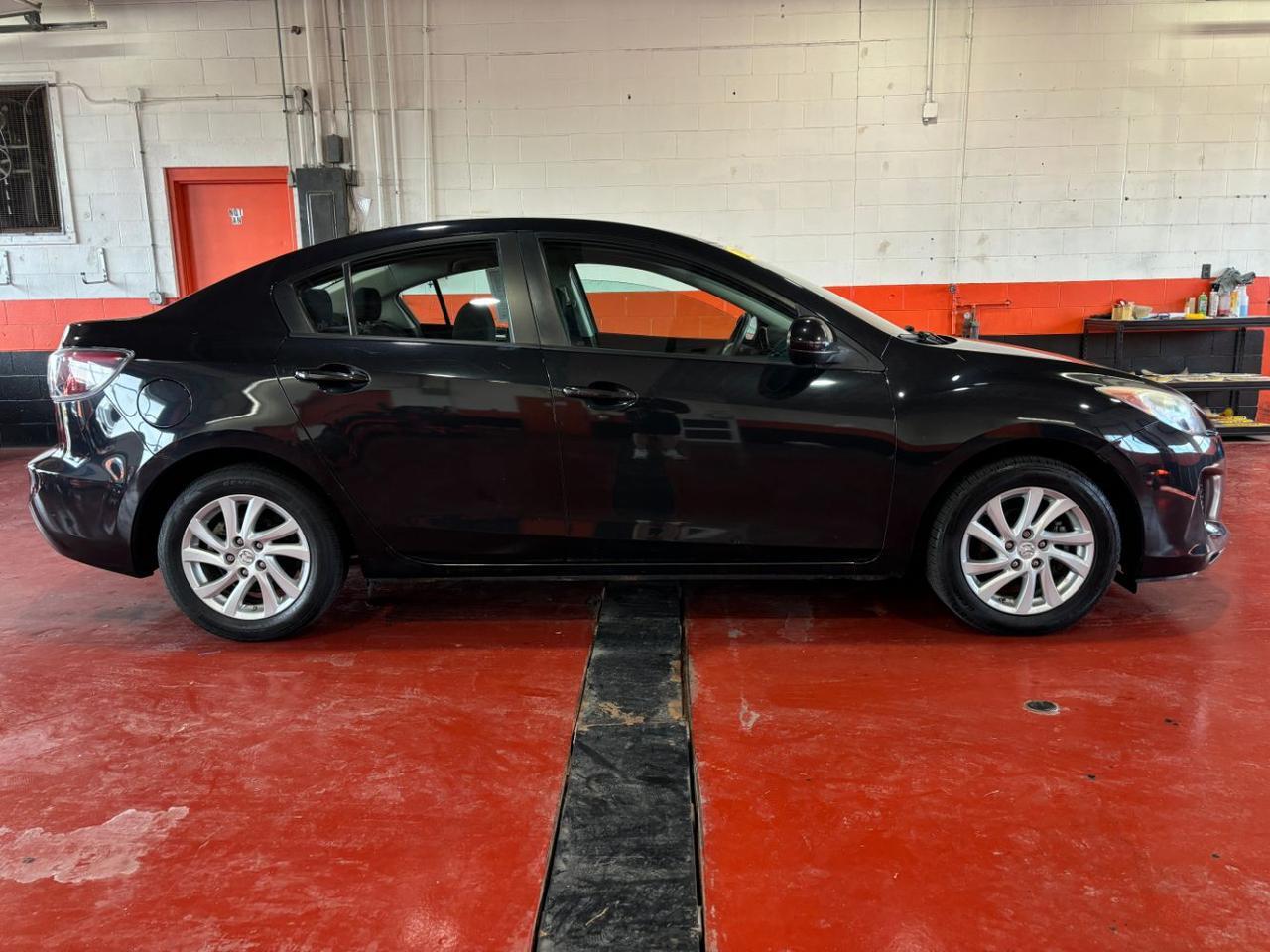 2012 Mazda Mazda3 i Touring