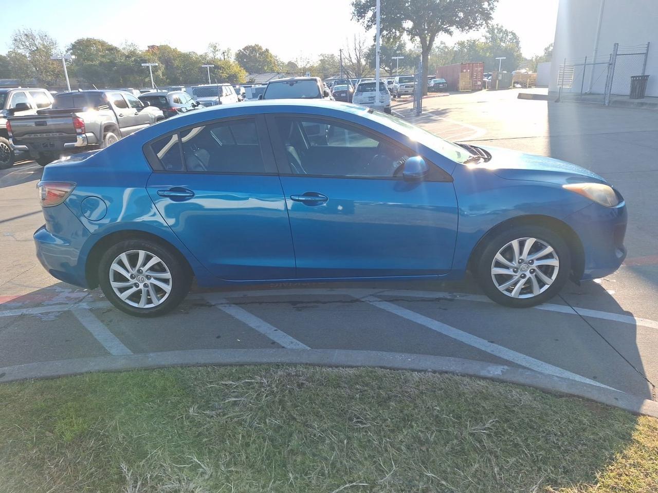 2012 Mazda Mazda3 i Touring Hurst TX