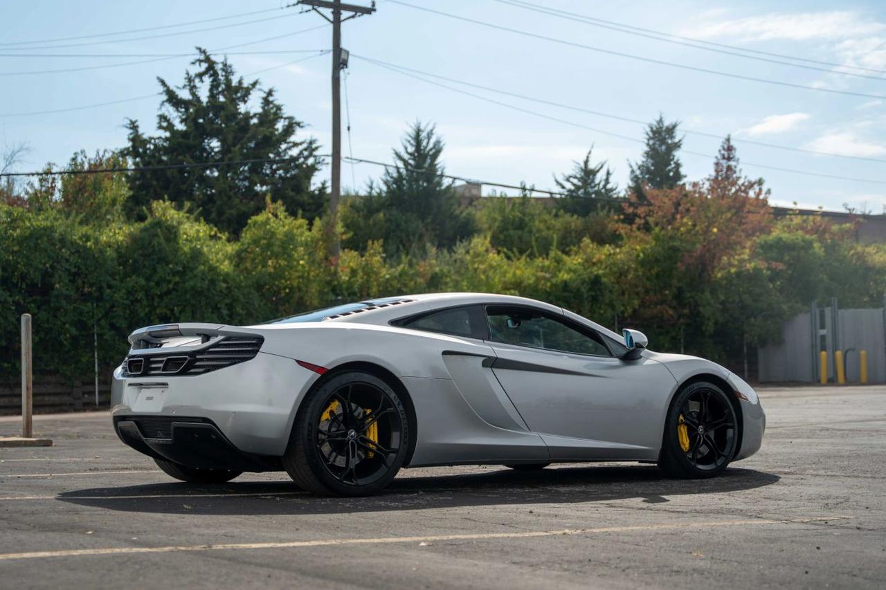 2012 McLaren MP4-12C Coupe 2D St. Louis MO