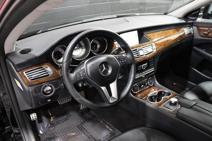 2012 Mercedes-Benz CLS 550 4MATIC AMG Sport 4dr Sedan Chicago IL