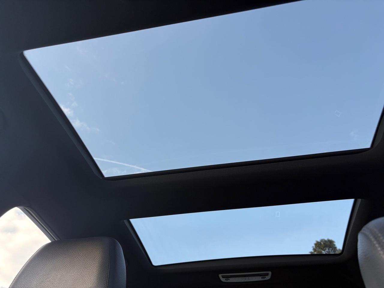 2012 Mercedes-Benz E-Class E 350 Luxury, HEATED SEATS, PANORAMIC MOONROOF, POWER LIFT TRUNK, BACKUP CAMERA WITH PARKING SENSORS, NAVIGATION, BLUETOOTH, PADDLE SHIFTERS, LOW MILEAGE, RIDE IN LUXURY! Virginia Beach VA