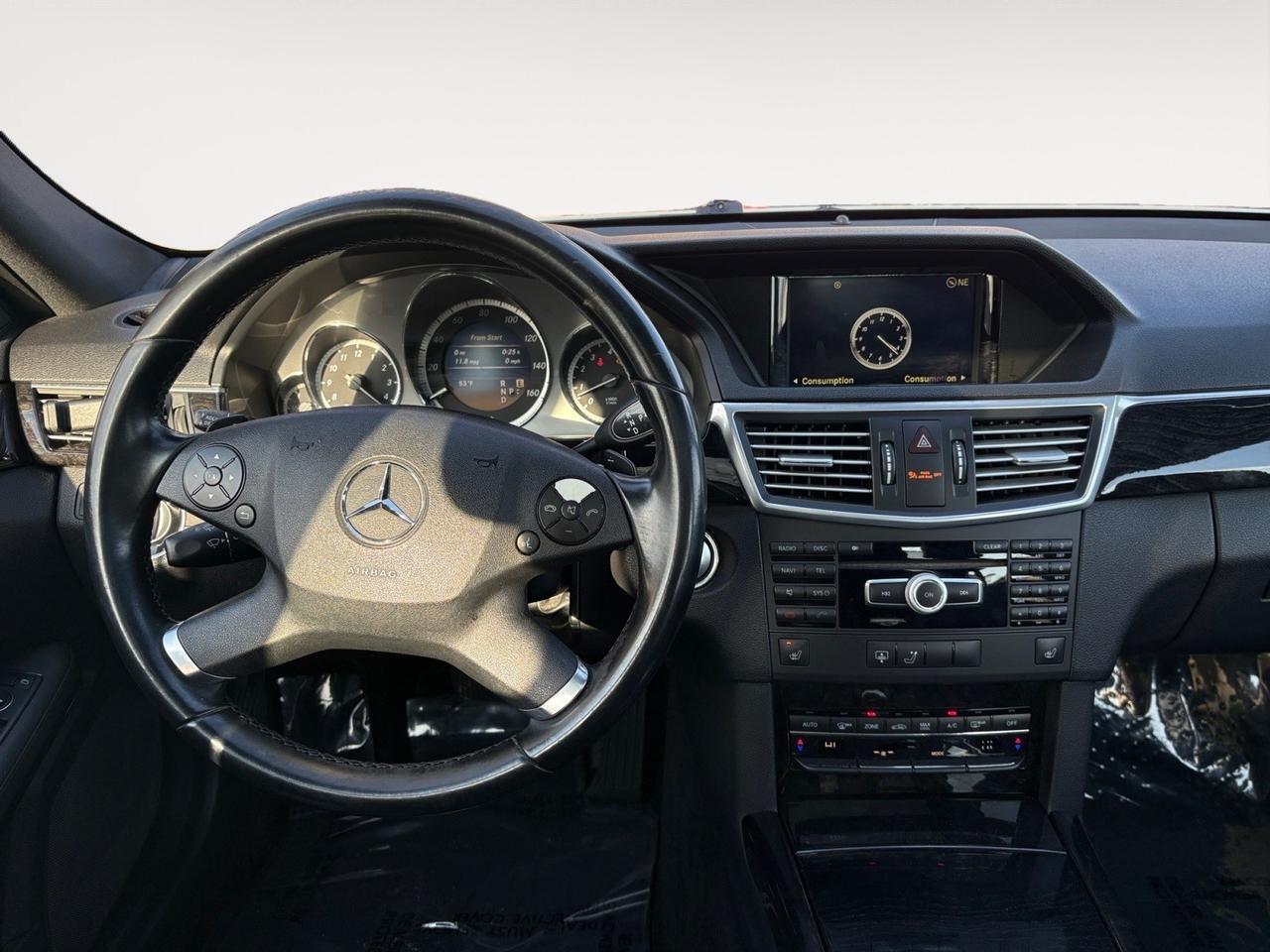2012 Mercedes-Benz E-Class E 350 Luxury, HEATED SEATS, PANORAMIC MOONROOF, POWER LIFT TRUNK, BACKUP CAMERA WITH PARKING SENSORS, NAVIGATION, BLUETOOTH, PADDLE SHIFTERS, LOW MILEAGE, RIDE IN LUXURY! Virginia Beach VA