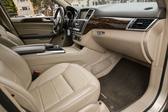 2012 Mercedes-Benz ML350 4Matic 4dr SUV Chicago IL