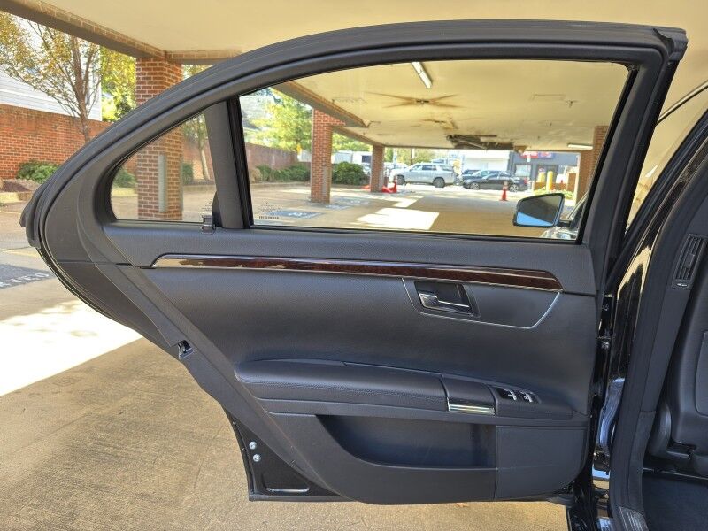2012 Mercedes-Benz S-Class S 550 4MATIC w/ Premium Package 2 Arlington VA