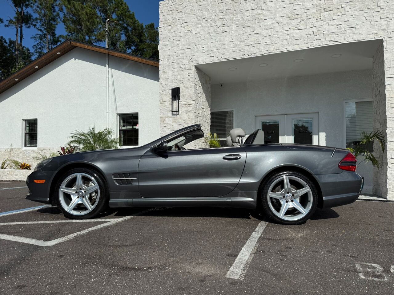 2012 Mercedes-Benz SL-Class 2dr Roadster SL 550 Jacksonville FL