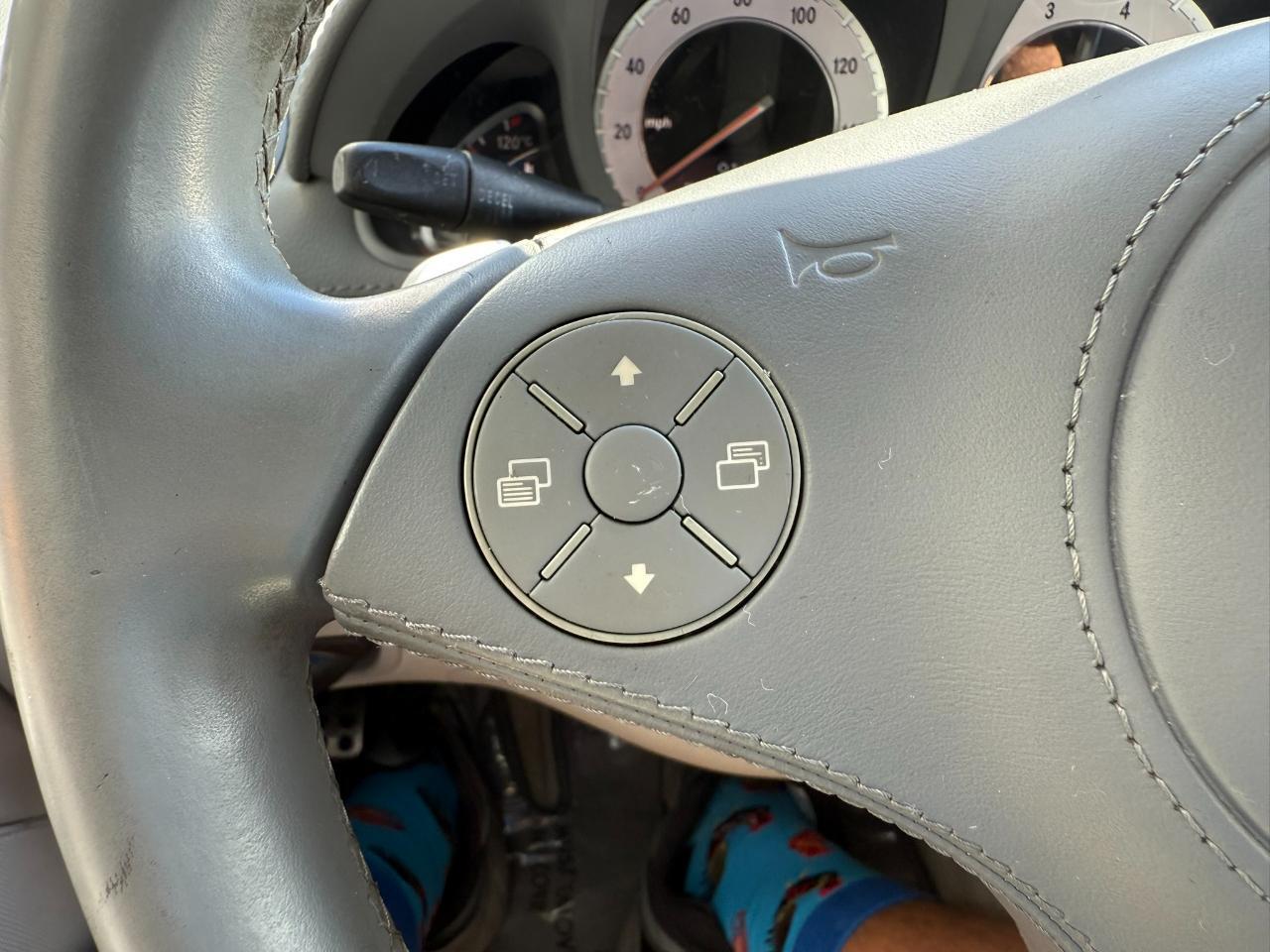 2012 Mercedes-Benz SL-Class 2dr Roadster SL 550 Jacksonville FL