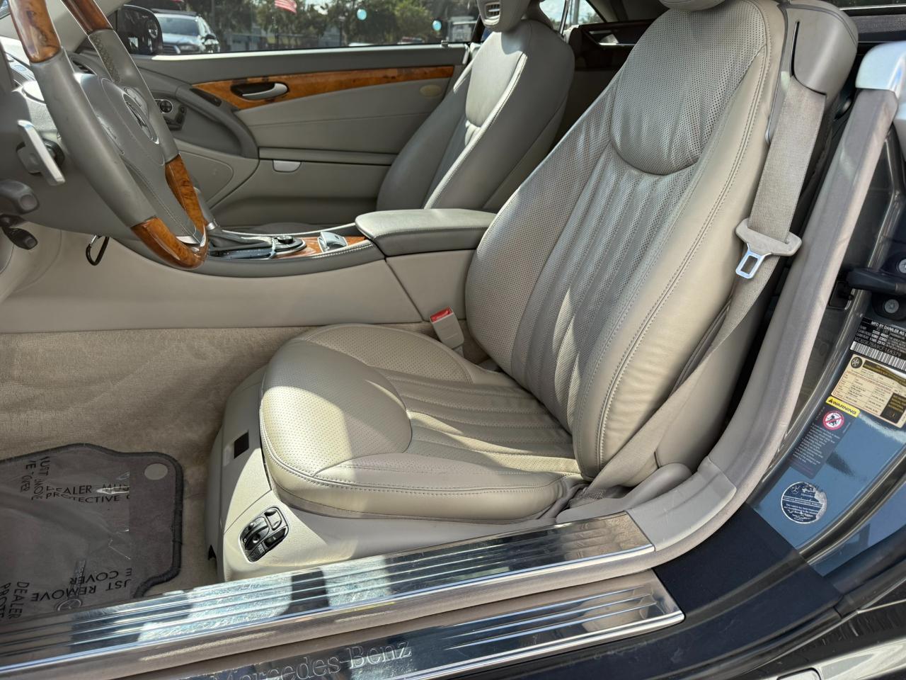 2012 Mercedes-Benz SL-Class 2dr Roadster SL 550 Jacksonville FL