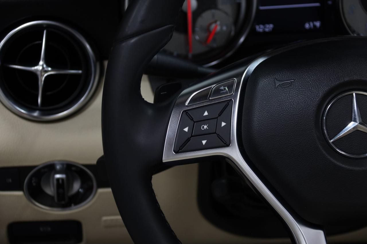 2012 Mercedes-Benz SLK 350 AMG Sport 2dr Roadster Skokie IL