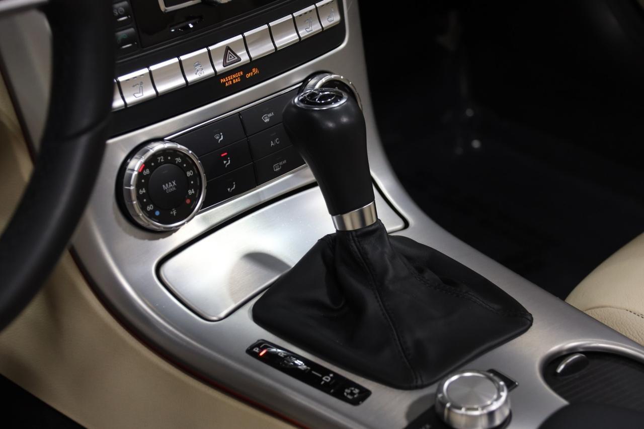 2012 Mercedes-Benz SLK 350 AMG Sport 2dr Roadster Skokie IL