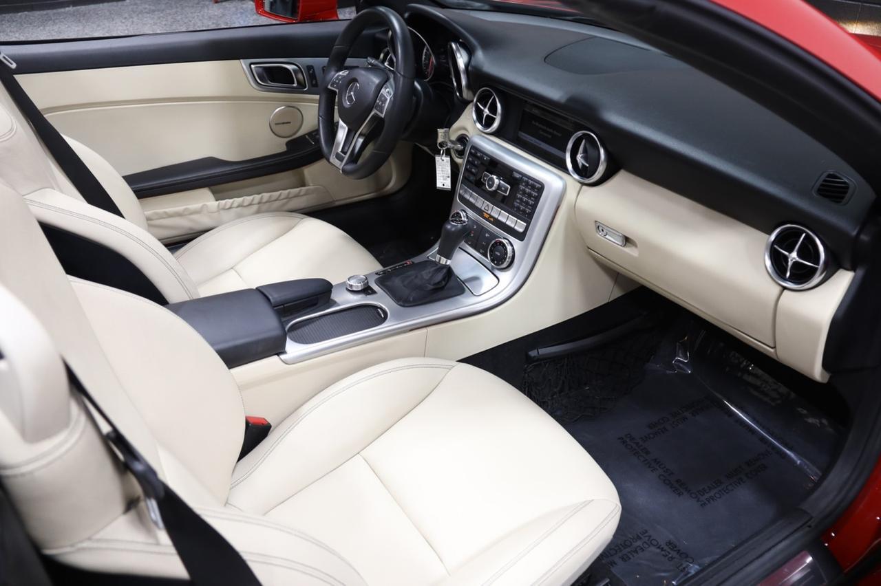 2012 Mercedes-Benz SLK 350 AMG Sport 2dr Roadster Skokie IL