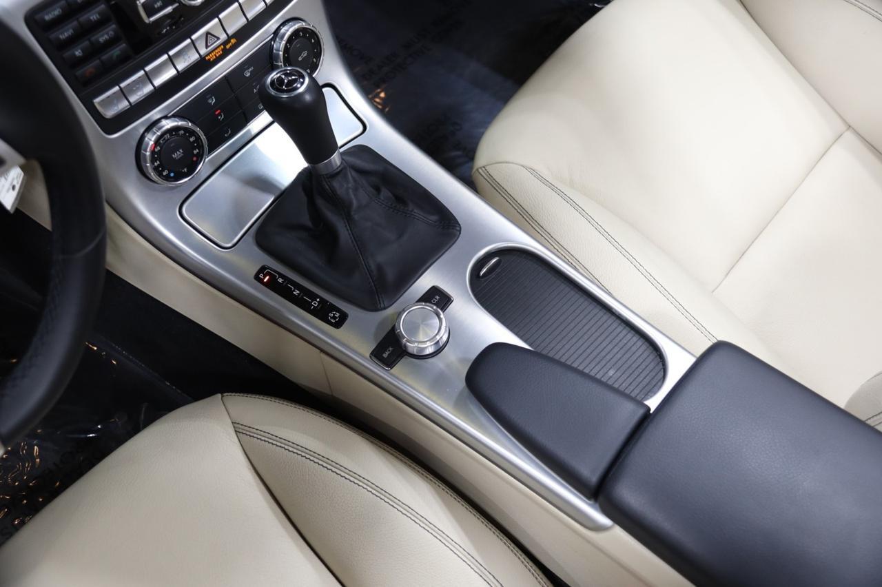 2012 Mercedes-Benz SLK 350 AMG Sport 2dr Roadster Skokie IL