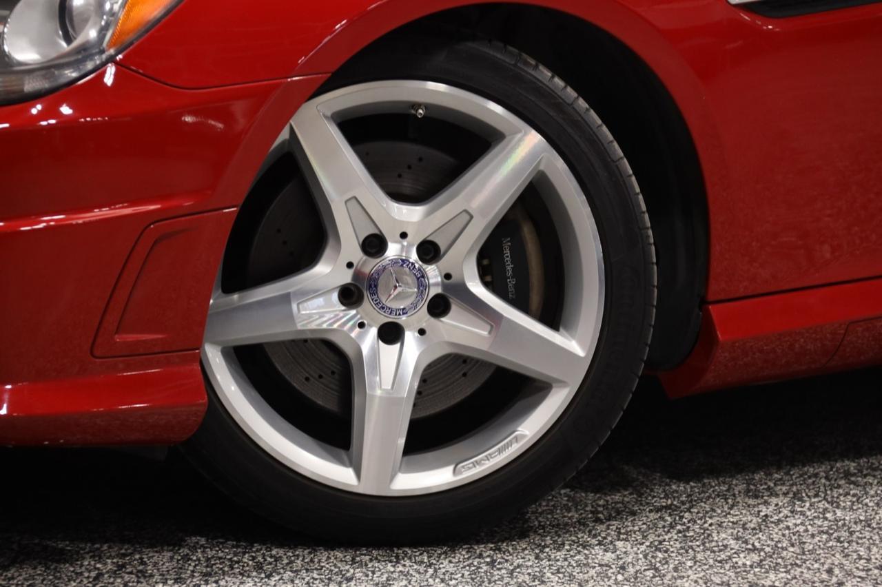 2012 Mercedes-Benz SLK 350 AMG Sport 2dr Roadster Skokie IL