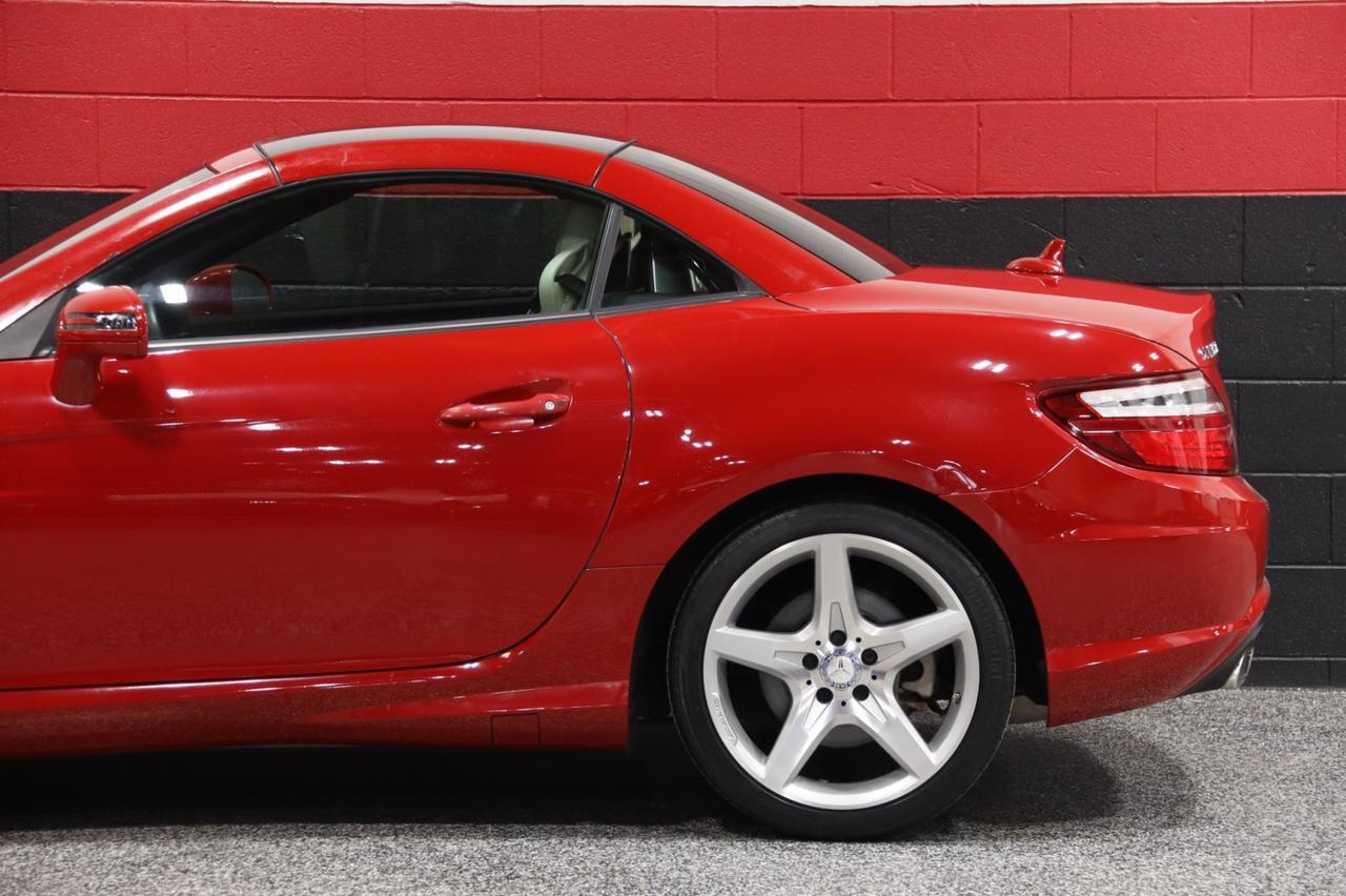 2012 Mercedes-Benz SLK 350 AMG Sport 2dr Roadster Skokie IL